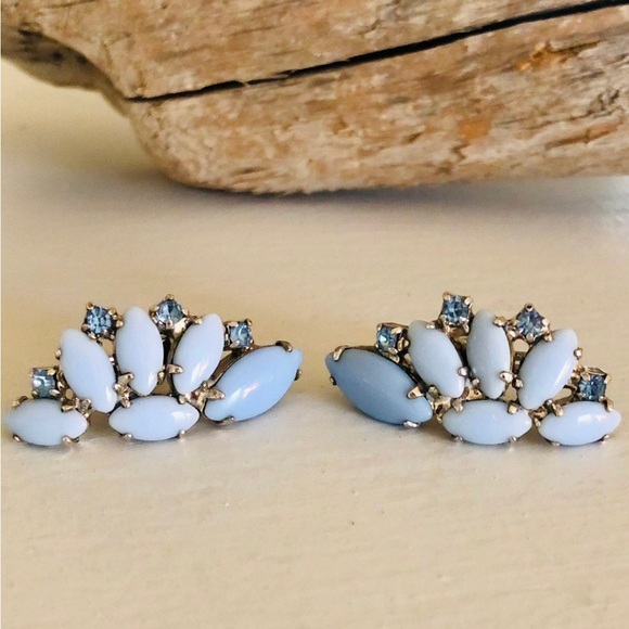 Blue Deco Signed Rhinestone Vintage Earrings - Picture 11 of 17